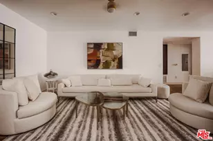 447 N Doheny Dr, Beverly Hills, CA 90210 - Photo 3