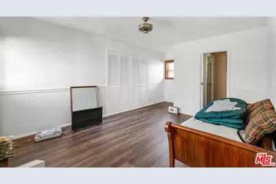 376 N Bonhill Rd, Los Angeles, CA 90049 - Photo 19