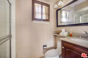 376 N Bonhill Rd, Los Angeles, CA 90049 - Photo 21