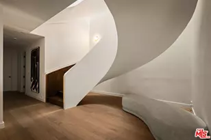 1395 N Doheny Dr, Los Angeles, CA 90069 - Photo 25