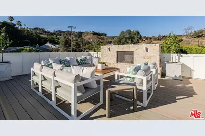1037 Maroney Ln, Los Angeles, CA 90272 - Photo 55