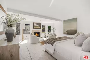 1037 Maroney Ln, Los Angeles, CA 90272 - Photo 23