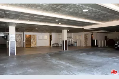 10795 Wilshire Blvd #304, Los Angeles, CA 90024 - Photo 43