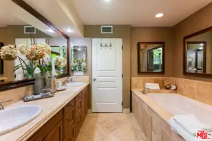 10795 Wilshire Blvd, Los Angeles, CA 90024 - Photo 25