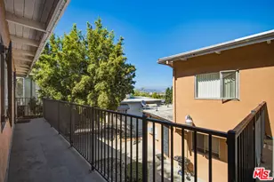 3815 Don Tomaso Dr, Los Angeles, CA 90008 - Photo 7