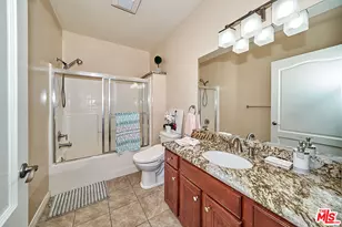 1025 Dewey Ave, Los Angeles, CA 90006 - Photo 7