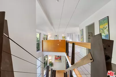 9976 Westwanda Dr, Beverly Hills, CA 90210 - Photo 11