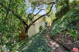 9976 Westwanda Dr, Beverly Hills, CA 90210 - Photo 3