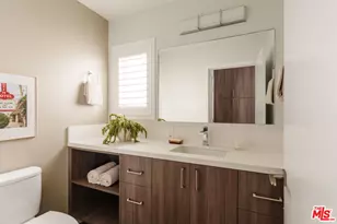 1434 S Sycamore Ave, Los Angeles, CA 90019 - Photo 25