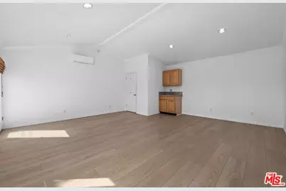 1659 Ellsmere Ave, Los Angeles, CA 90019 - Photo 37