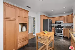 1659 Ellsmere Ave, Los Angeles, CA 90019 - Photo 13