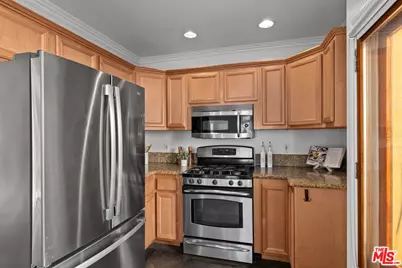 1659 Ellsmere Ave, Los Angeles, CA 90019 - Photo 15