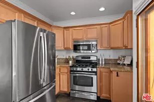 1659 Ellsmere Ave, Los Angeles, CA 90019 - Photo 15