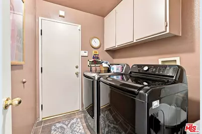 2462 N Lancewood Ave, Rialto, CA 92377 - Photo 35