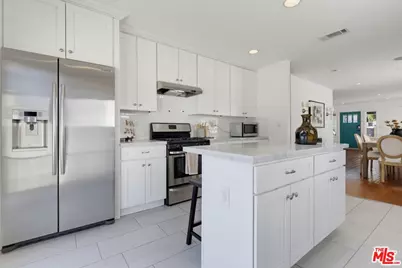 662 N Dillon St, Los Angeles, CA 90026 - Photo 13