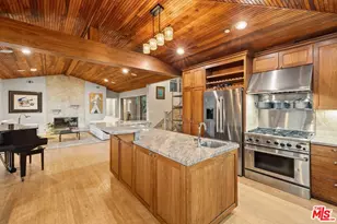20634 Medley Ln, Topanga, CA 90290 - Photo 17