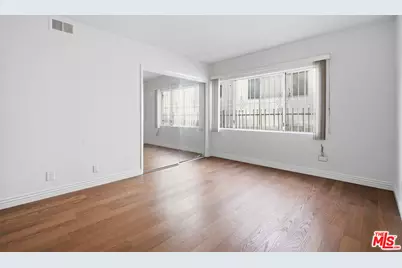 837 S Windsor Blvd #6, Los Angeles, CA 90005 - Photo 13