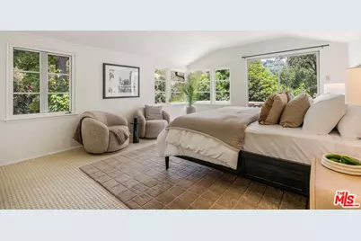 10686 Somma Way, Los Angeles, CA 90077 - Photo 19