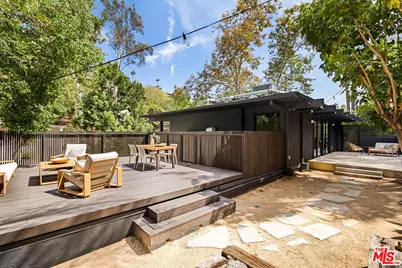 5649 Valley Oak Dr, Los Angeles, CA 90068 - Photo 45