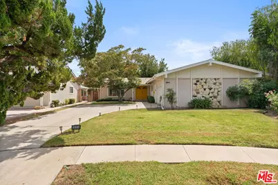 18914 Malden St, Los Angeles, CA 91324 - Photo 1