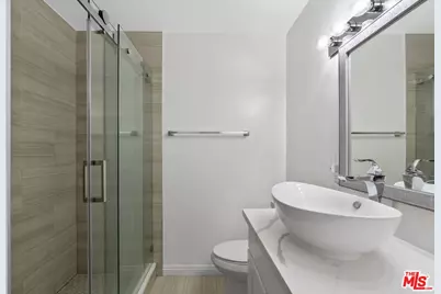 4255 W 5th St #209, Los Angeles, CA 90020 - Photo 15