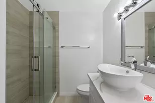 4255 W 5th St, Los Angeles, CA 90020 - Photo 15