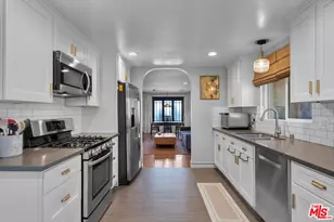 8116 Romaine St, West Hollywood, CA 90046 - Photo 7