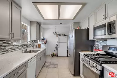 12817 1st Ave, Victorville, CA 92395 - Photo 13