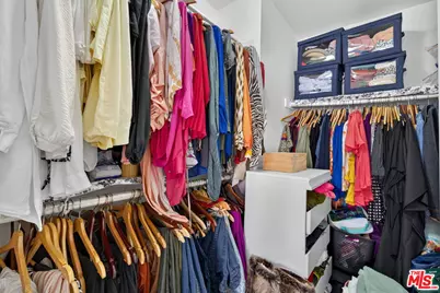 4600 Don Lorenzo Dr #4, Los Angeles, CA 90008 - Photo 21