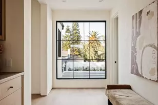 11621 Hesby St, Valley Village, CA 91601 - Photo 15