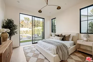 11621 Hesby St, Valley Village, CA 91601 - Photo 29