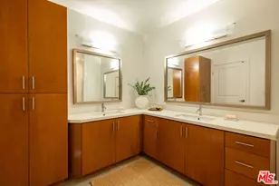 13337 Beach Ave, Los Angeles, CA 90292 - Photo 31