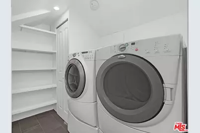 7670 Woodrow Wilson Dr, Los Angeles, CA 90046 - Photo 41