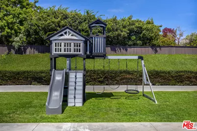 912 Aleppo St, Newport Beach, CA 92660 - Photo 43