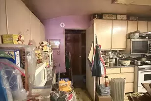 8018 Shirley Ave, Los Angeles, CA 91335 - Photo 9