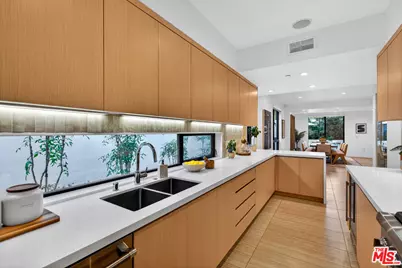 2118 Federal Ave, Los Angeles, CA 90025 - Photo 17