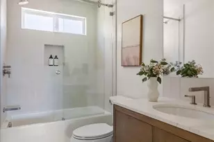 2721 2nd St, Santa Monica, CA 90405 - Photo 19