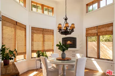 29089 Grayfox St, Malibu, CA 90265 - Photo 15