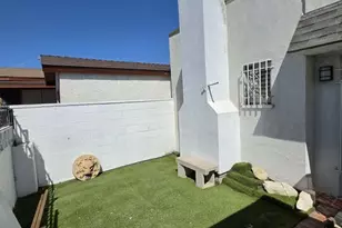 611 W 109th St, Los Angeles, CA 90044 - Photo 1