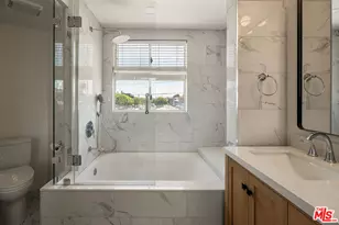 255 Main St, Venice, CA 90291 - Photo 11