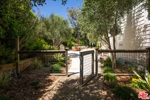 6456 Sycamore Meadows Dr, Malibu, CA 90265 - Photo 5