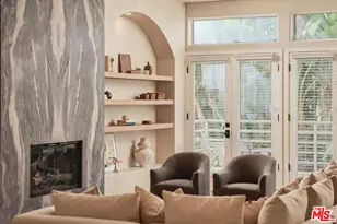 18 Voyage St, Marina del Rey, CA 90292 - Photo 1