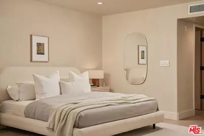 18 Voyage St, Marina del Rey, CA 90292 - Photo 35
