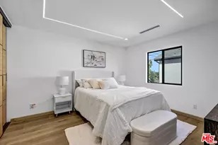 11404 Biona Dr, Los Angeles, CA 90066 - Photo 29