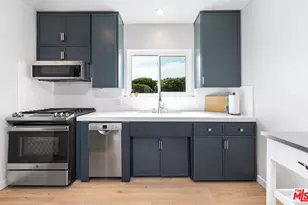 1014 Pier Ave, Santa Monica, CA 90405 - Photo 7
