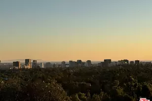 9926 Beverly Grove Dr, Los Angeles, CA 90210 - Photo 7