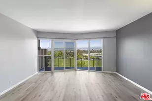 4749 Don Ricardo Dr, Los Angeles, CA 90008 - Photo 11