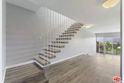 4749 Don Ricardo Dr, Los Angeles, CA 90008 - Photo 5