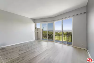 4749 Don Ricardo Dr, Los Angeles, CA 90008 - Photo 29