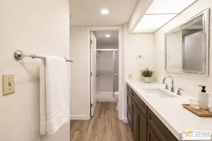 1050 E Ramon Rd, Palm Springs, CA 92264 - Photo 21